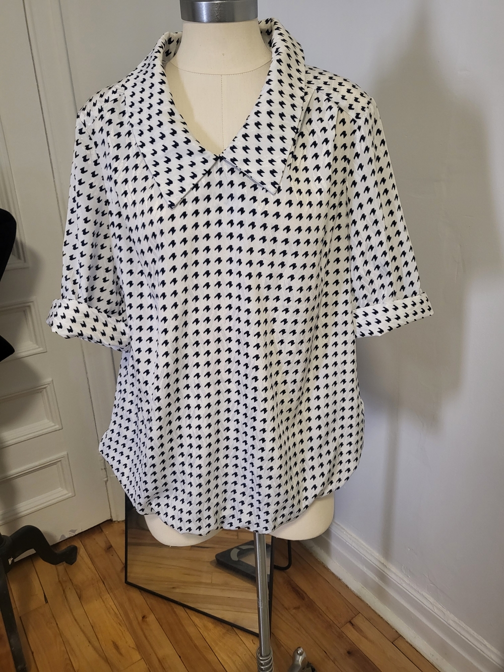 Classic Black & White Patterned Women's Top